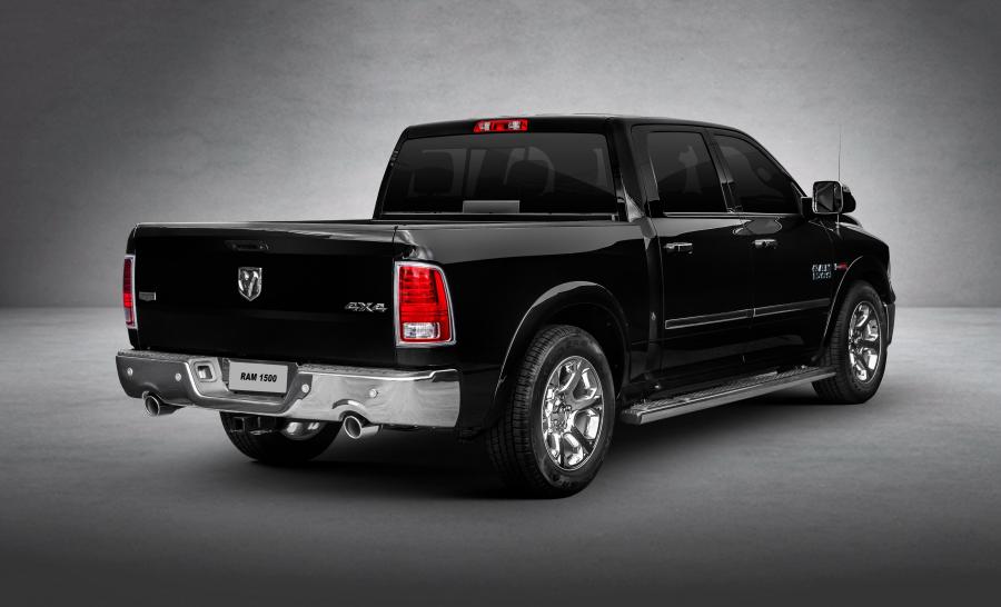  Dodge Ram 1500 Laramie Crew Cab 2016 года  (LA) (фото 2 из 8)
